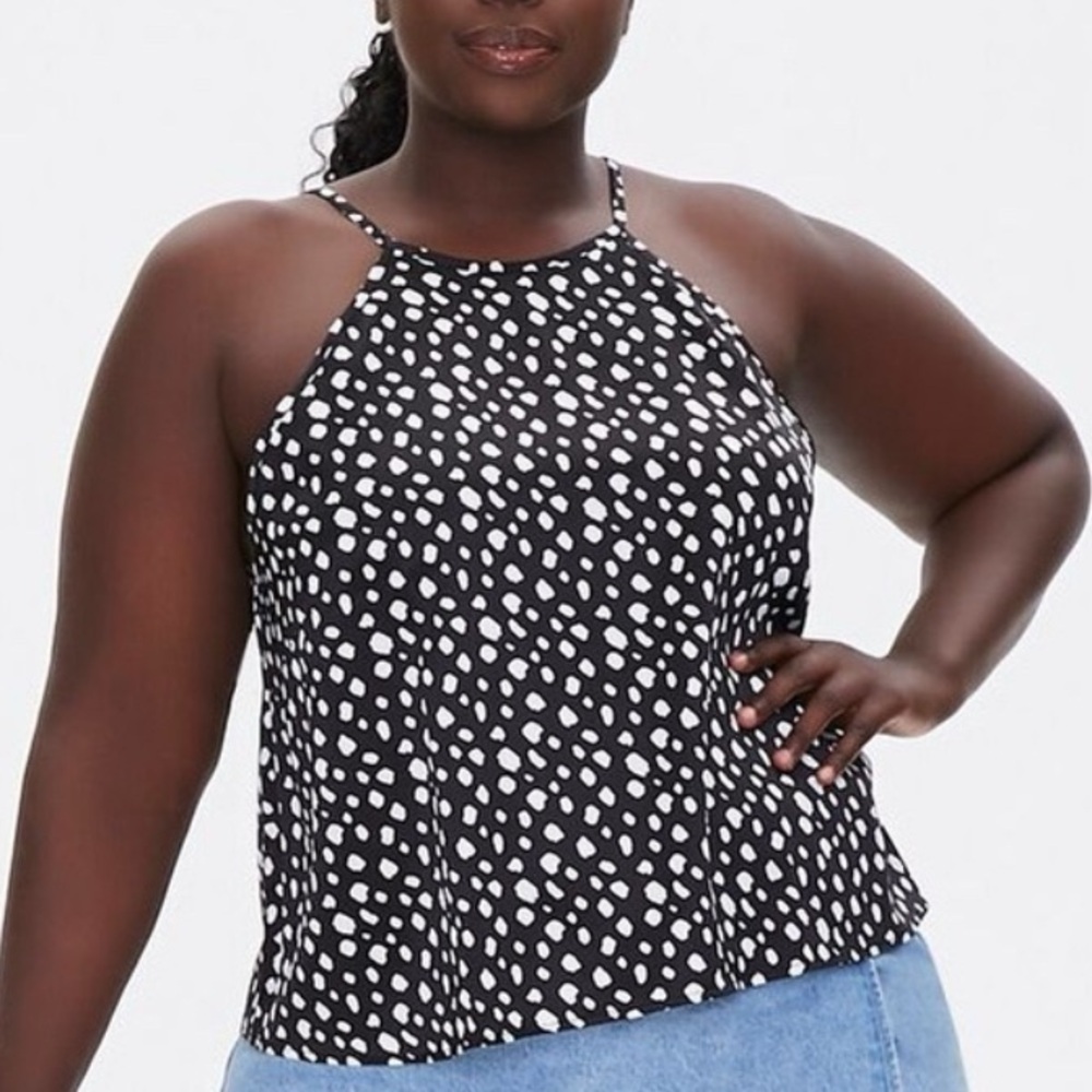 NWT Forever 21+ Relaxed Fit Black & White Spotted Pattern Keyhole Back Cami Top